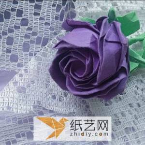 超多层花瓣的威廉希尔中国官网
玫瑰花 情人节手工礼物的首选