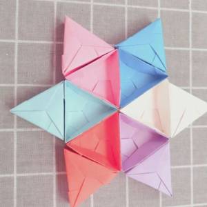 组合起来折叠的三角形威廉希尔中国官网
盒子制作教程