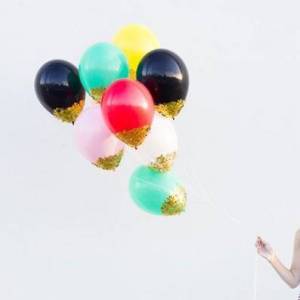 充满了节日趣味非常有创意的个性气球手工制作图片方法